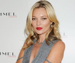 Ultah ke-40, Kate Moss Berpesta di Kepulauan Karibia
