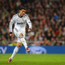 Mempelajari Knuckle Shot, Senjata Andalan Cristiano Ronaldo