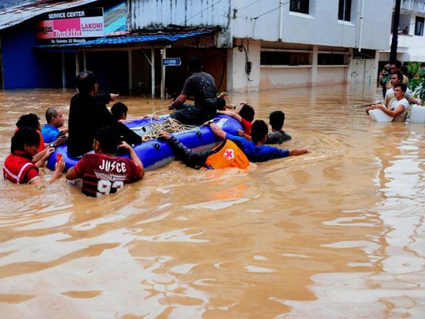 13 Orang Tewas Akibat Banjir di Sulut