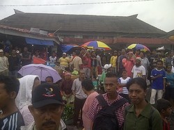 Prihatin dengan Kondisi Pasar Mardika, Gita Wirjawan Janjikan Revitalisasi