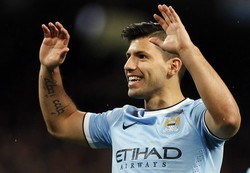 Pertandingan itu turut menandai kembalinya Sergio Aguero yang absen cukup panjang akibat cedera. REUTERS/Darren Staples.