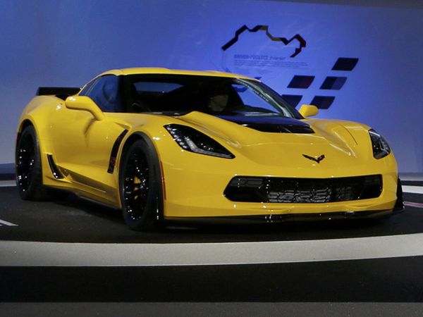 Chevrolet Corvette Super Kencang