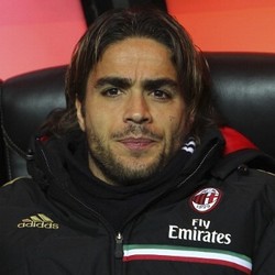 Fiorentina Pinjam Matri