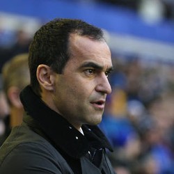 Usai Jual Jelavic, Everton Buru Striker Baru