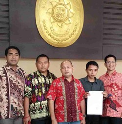 Tolak Kebijakan Mobil Murah, Warga Resmi Gugat Permen ke MA