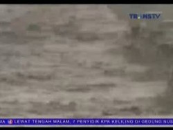 Video Amatir Detik-detik Terjadinya Banjir Bandang