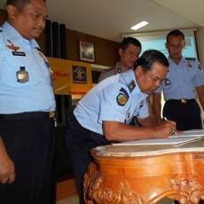 Polisi Tanda Tangan MoU Keamanan Bersama Lapas dan Rutan