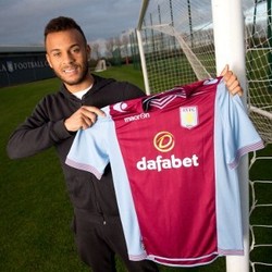 Chelsea Pinjamkan Bertrand ke Villa