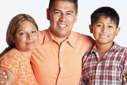 Ortu Setengah Baya Kurang Bahagia Jika Punya Anak Berusia di Bawah 16 Tahun