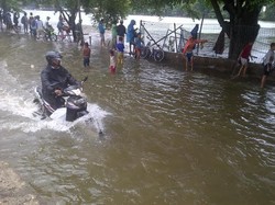 Sudah Mulai Surut, Air Danau Sunter yang Meluap Kini Setinggi 40 Cm