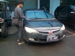 Todongkan Senpi ke Petugas Parkir di Bandung, 2 Pemuda Ditangkap