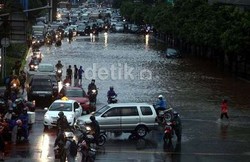 Hujan Deras, Perhatikan Genangan Air di Sejumlah Jalan di Jakarta Ini