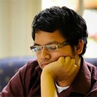 Demokrasi Setengah Hati Partai Politik