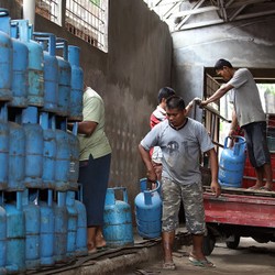 Jakarta Kebanjiran, Pertamina Amankan Pasokan BBM dan Elpiji