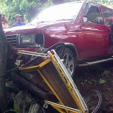 Sopir Panther Tewas Usai Tabrak Becak