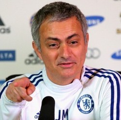 Mourinho Ingin Awet di Chelsea dan Pecahkan Rekor Pribadi