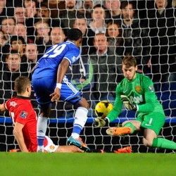 Etoo Hat-trick, Chelsea Kalahkan MU 3-1