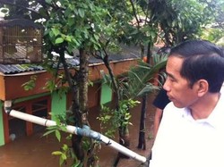 Jokowi Sudah Terbitkan Pergub Pencairan Dana Tanggulangi Banjir
