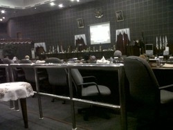 Hampir Separuh Anggota DPRD Banten Tak Hadiri Rapat Paripurna Usai Reses