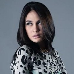 Luna Maya Tak Ingin Buru-buru Menikah