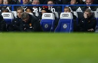 Bagi MU, ini adalah kekalahan ketujuh yang mereka derita pada musim ini. The Red Devils tetap di posisi ketujuh dengan 37 poin. REUTERS/Eddie Keogh.