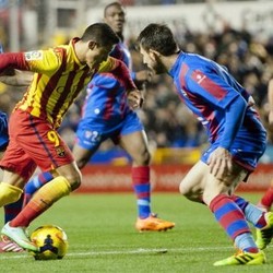 Barcelona Diimbangi Levante 1-1