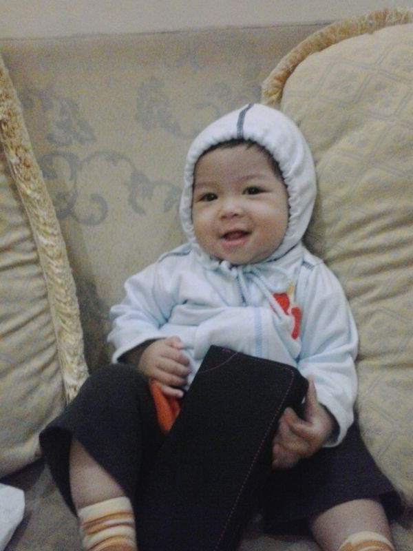 Almer Mudzakkir Awaludin, 9 Bulan, Lelaki