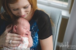 Victorias Secret Dikritik karena Tak Izinkan Ibu Menyusui Bayinya