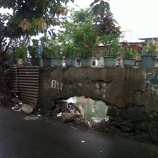 Warga Sunter Jaya: Bukan Kami Yang Melubangi Tanggul