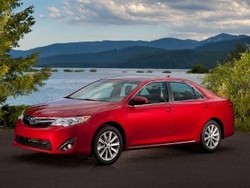 Toyota Camry dan Prius Harus Ubah Disain!