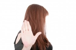 Tips Menolak Ajakan Hal Negatif sang Pacar