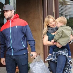 Cerita di Balik Perpisahan Hillary Duff dan Mike Comrie