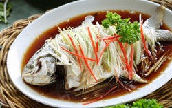 Saat Imlek, Ikan Tak Boleh Dipotong dan Disajikan Sembarangan