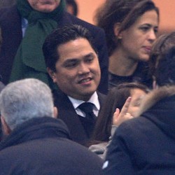 Hendak Jual Guarin ke Juve, Thohir Diultimatum Ultras Inter