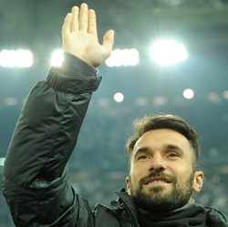 Agen Isyaratkan Vucinic Bakal Segera Gabung Inter