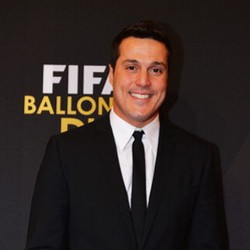 Julio Cesar Menuju Pintu Keluar dari QPR