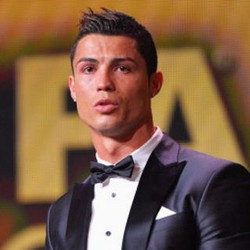 Zidane: Ribery Hebat, tapi Ronaldo Juga Pantas Menangi Ballon dOr