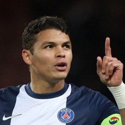Kembali Diisukan Akan Hengkang, Thiago Silva Setia PSG