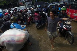 Kemacetan Horor di Kemayoran Belum Berakhir 