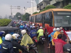 Inilah Kemacetan Horor yang Melanda Kemayoran