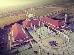 Agungnya Masjid Agung