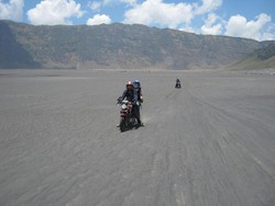 Bruum! Touring di Lautan Pasir Bromo