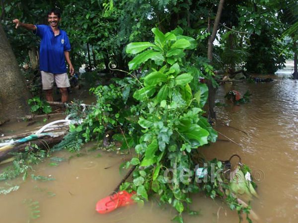 Ini Tanggul di Kebon Baru yang Jebol