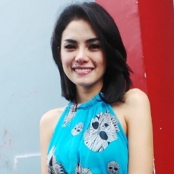 Ditanya Soal Suami, Nikita Mirzani Menahan Tangis