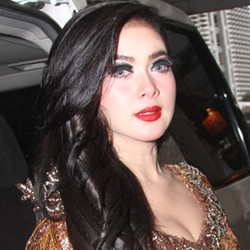 Istilah Terbaru Syahrini: Cetar Membahana Kejut Nyata