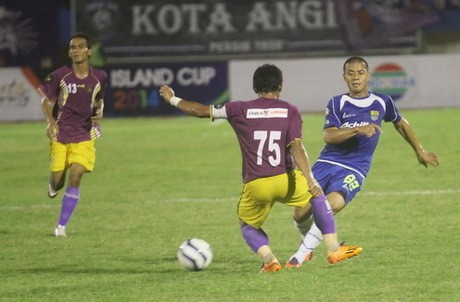 Persib vs Arema di Final Inter Island Cup