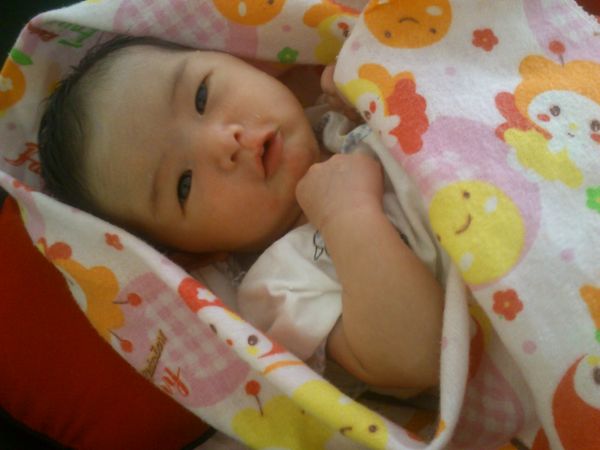 Berlian Bhayu Bardia, 2 Bulan, Perempuan