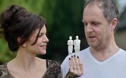 Tren Selfie, Pasangan Ini Buat Versi 3D Diri Sendiri untuk Kue Pengantin