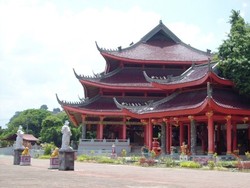 Kisah Laksamana Muslim Cheng Ho di Kelenteng Sam Poo Kong