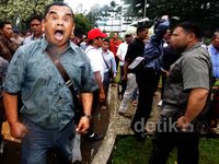 Kericuhan Kembali Terjadi di MK